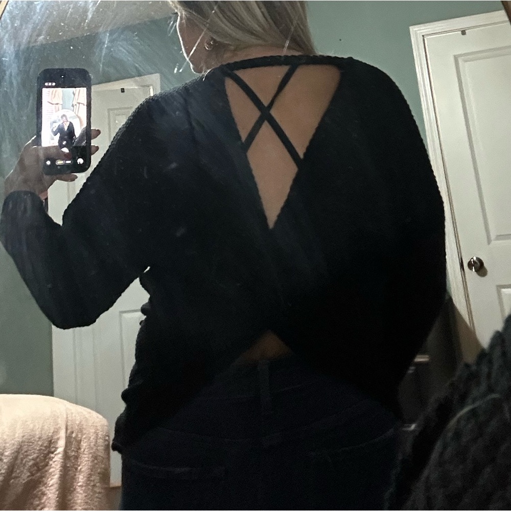 Three Bird Nest Black Long Sleeve Lightweight Knit Top - Picture 2 of 3